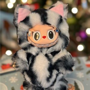Custom Labubu (black and white cat)